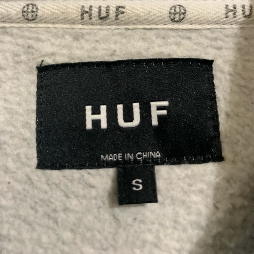 HUF SWEATER